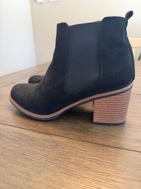 Sonoma black suede Chelsea ankle boots